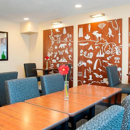 Towneplace Suites Indianapolis Park 100 Экстерьер фото