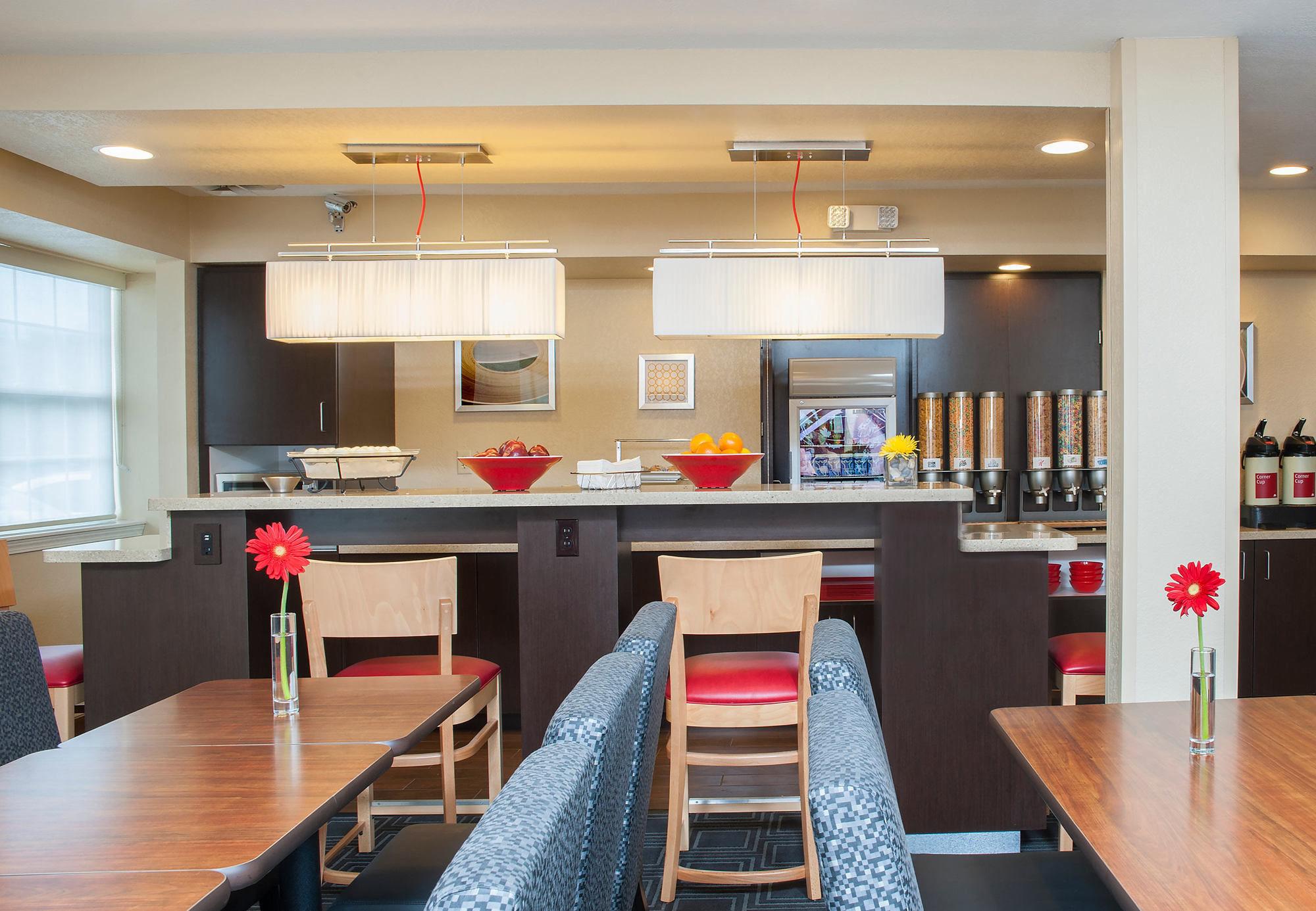 Towneplace Suites Indianapolis Park 100 Экстерьер фото