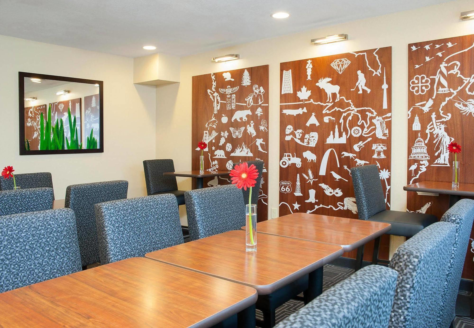 Towneplace Suites Indianapolis Park 100 Экстерьер фото